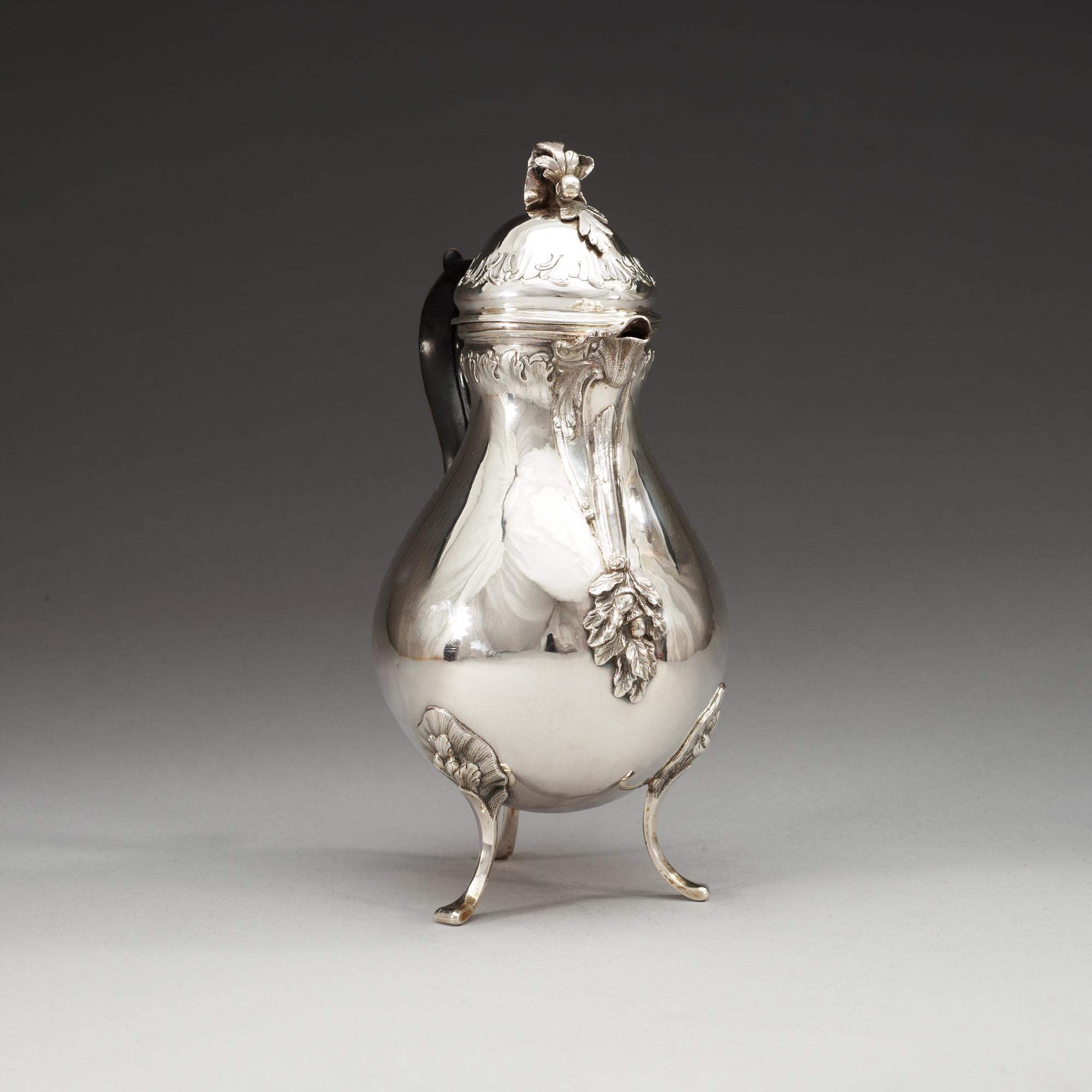 KAFFEKANNA, sannolikt mästerstycke, av Lorentz Lindegren, Borås 1777. Rokoko.
