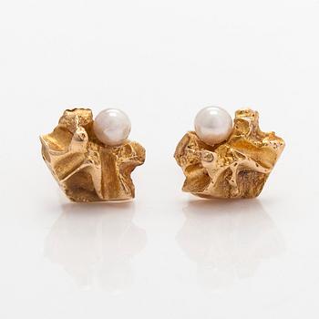 Björn Weckström, "Saana", örhängen, odlade pärlor, 14K guld. Lapponia 1976.