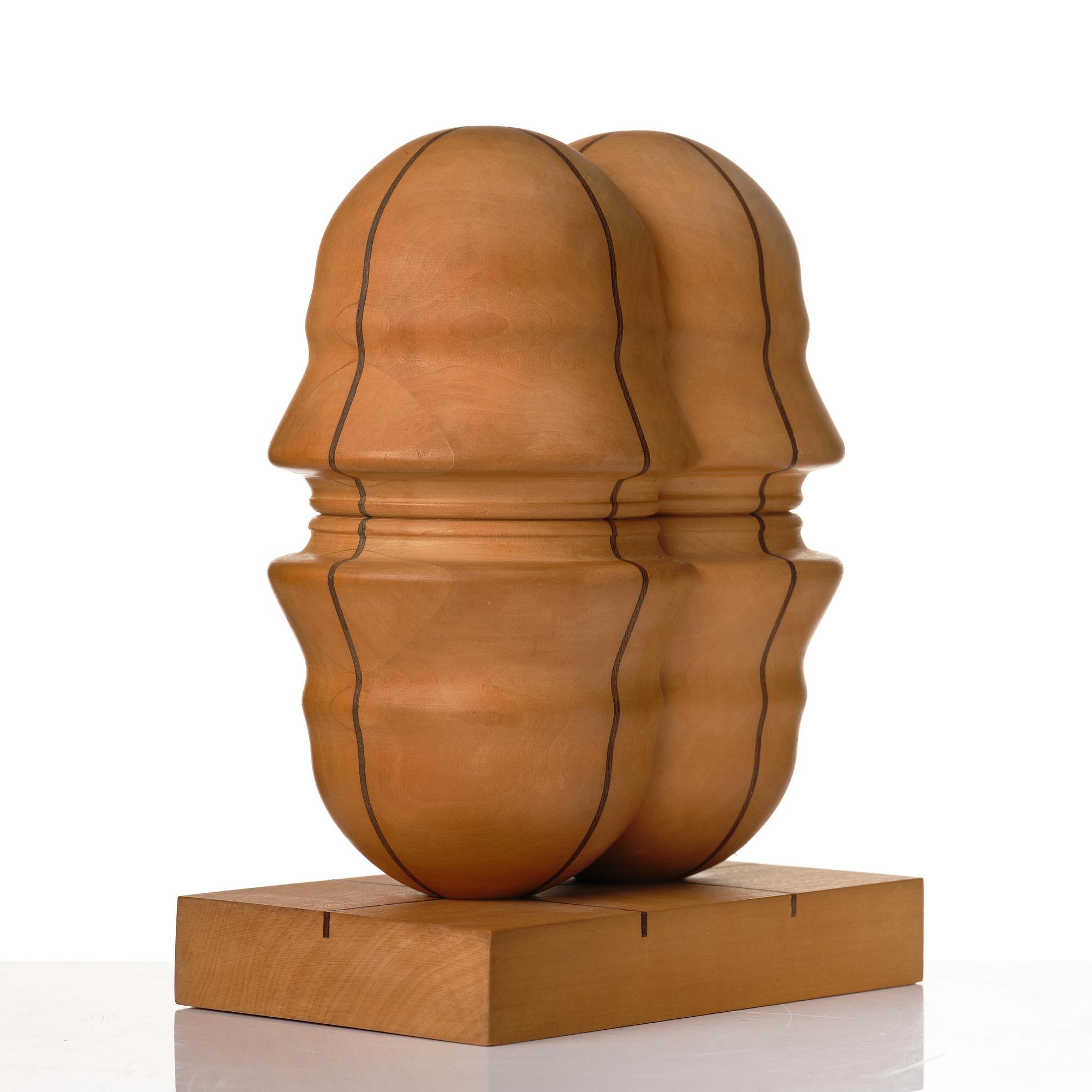 Sivert Lindblom, skulptur, trä, signerad S. Lindblom och daterad -68 undertill.