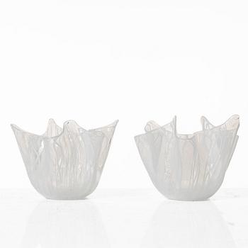 Venini, Fulvio Bianconi & Paolo Venini, skålar, ett par, "Fazzoletto", Murano, Italien, 1900-talets mitt.