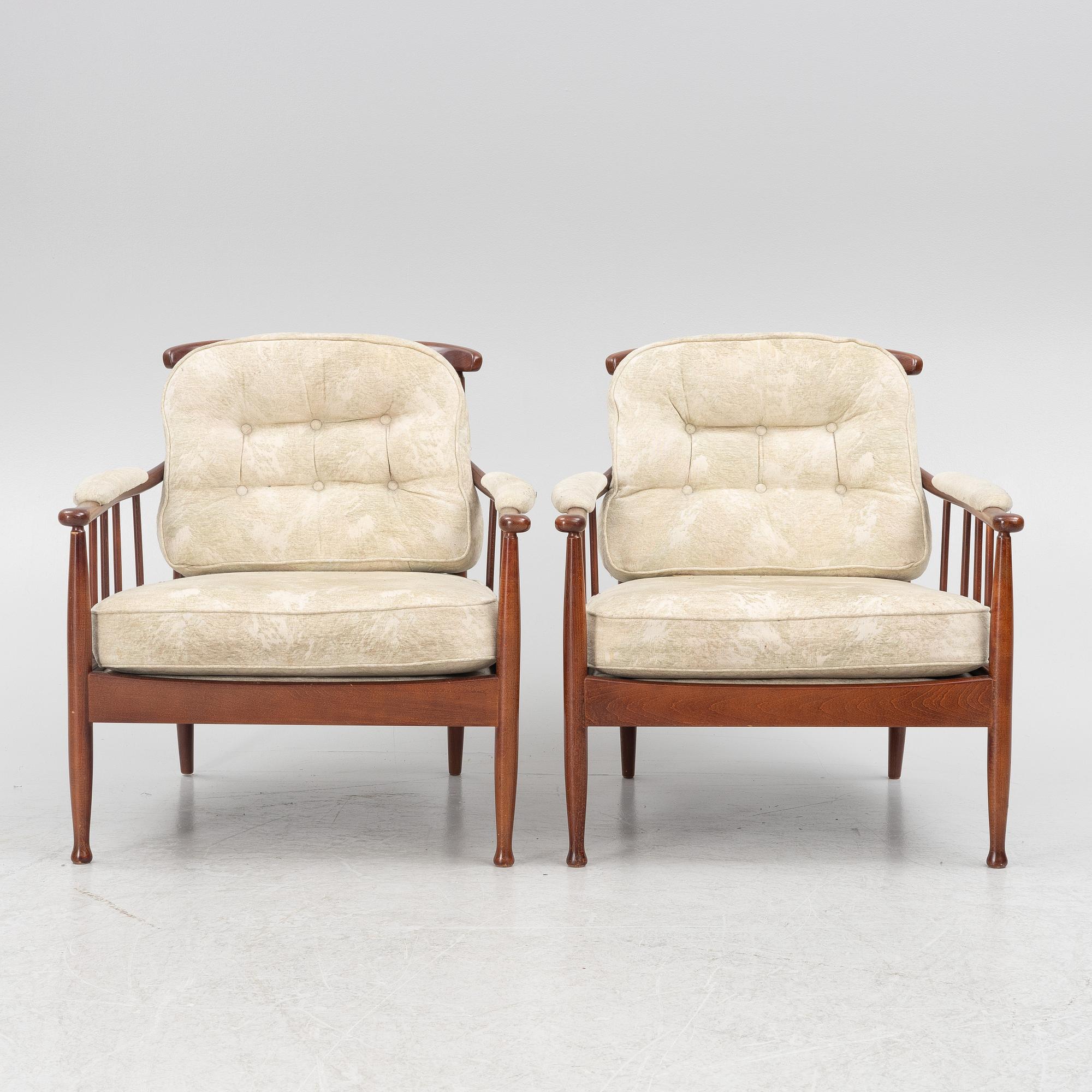 Kerstin Hörlin-Holmquist, fåtöljer, ett par, "Skrindan" för OPE-möbler 1900-talets senare del.