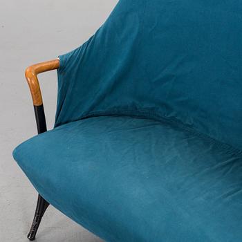 A "PROGETTI" SOFA BY UMBERTO ASNAGO FOR GIORGETTI.