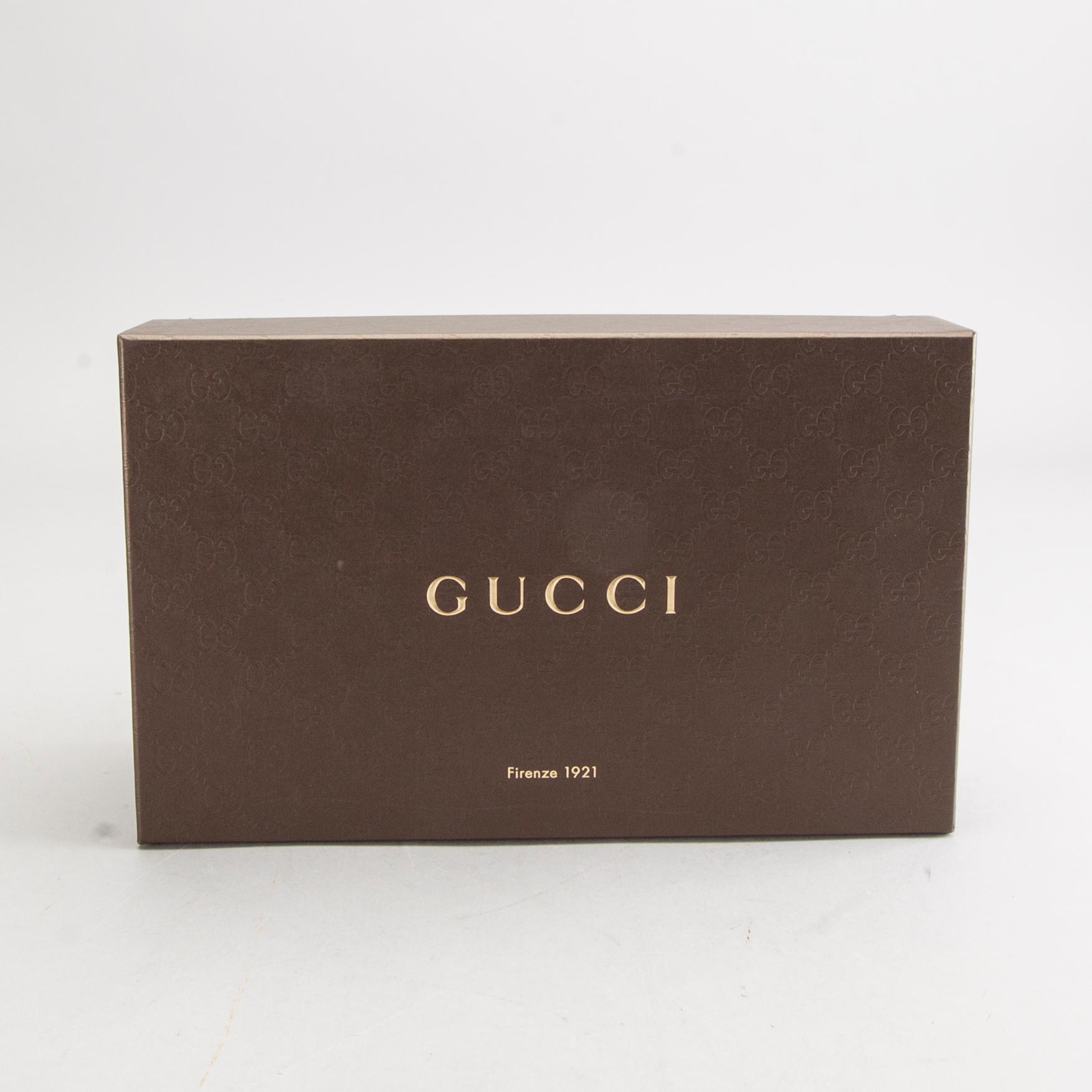 Gucci shoes. Size 39 1/2.