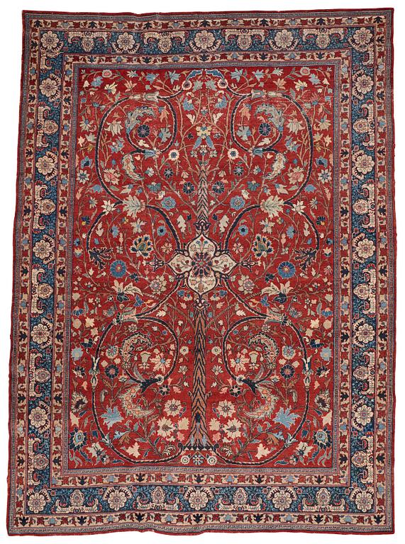 A CARPET, semi-antique Tabriz, ca 359-364 x 259 cm.