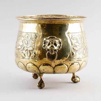 YTTERFODER, mässing, 1800-talets första hälft.