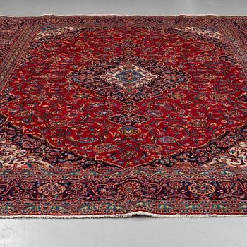 A carpet, Kashan, around 408 x 294 cm.