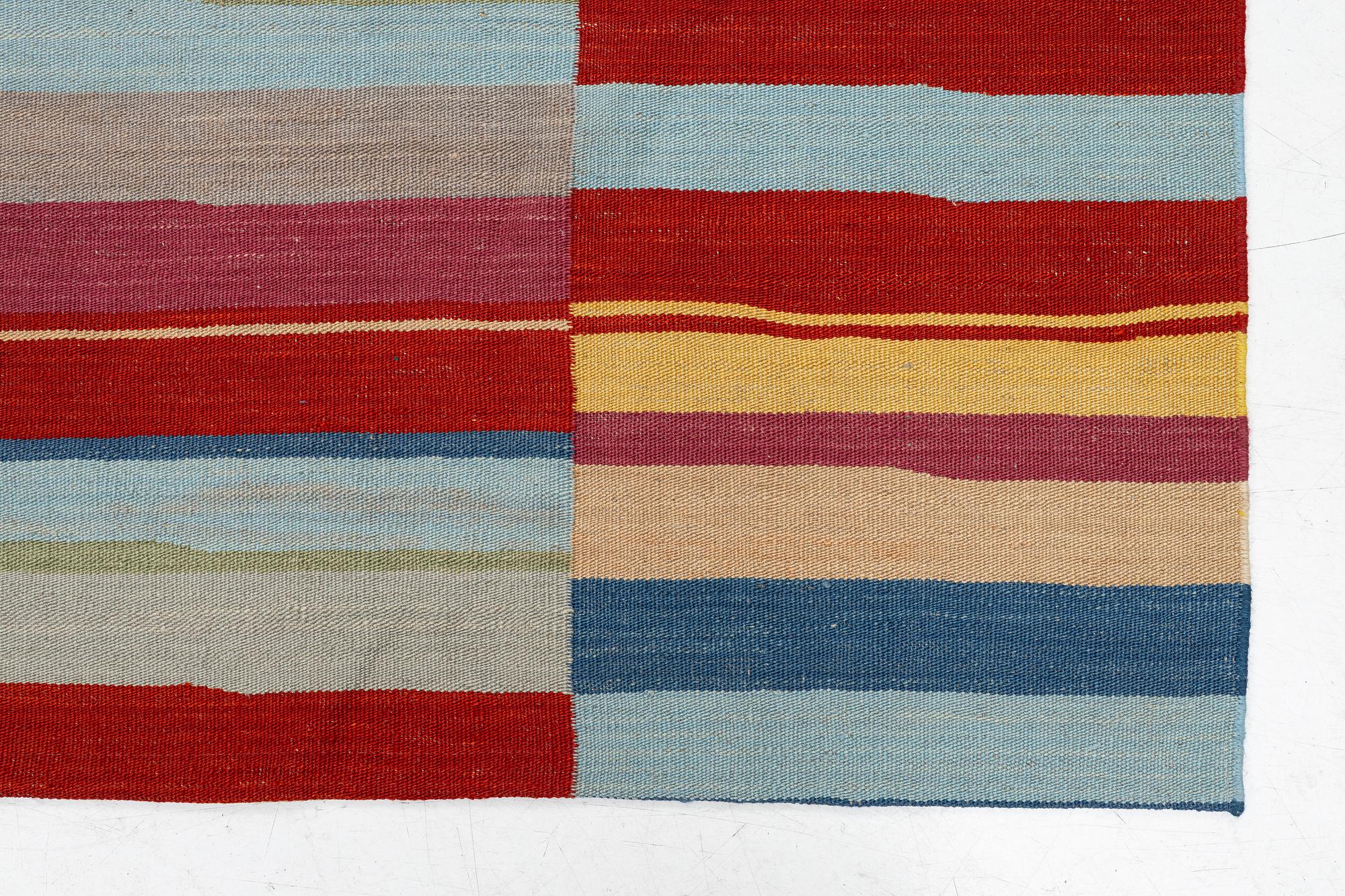 Kelim, modern design, 289 x 245 cm.