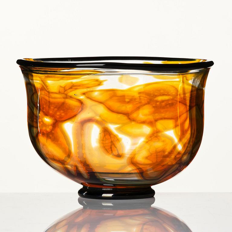 Eva Englund, a graal glass bowl, Orrefors 1979.