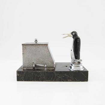 Ronson bordständare och cigarettställ "Pick-a-cig" ca 1936 USA.