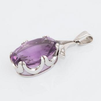 White gold, amethyst and small eight-cut diamond pendant.