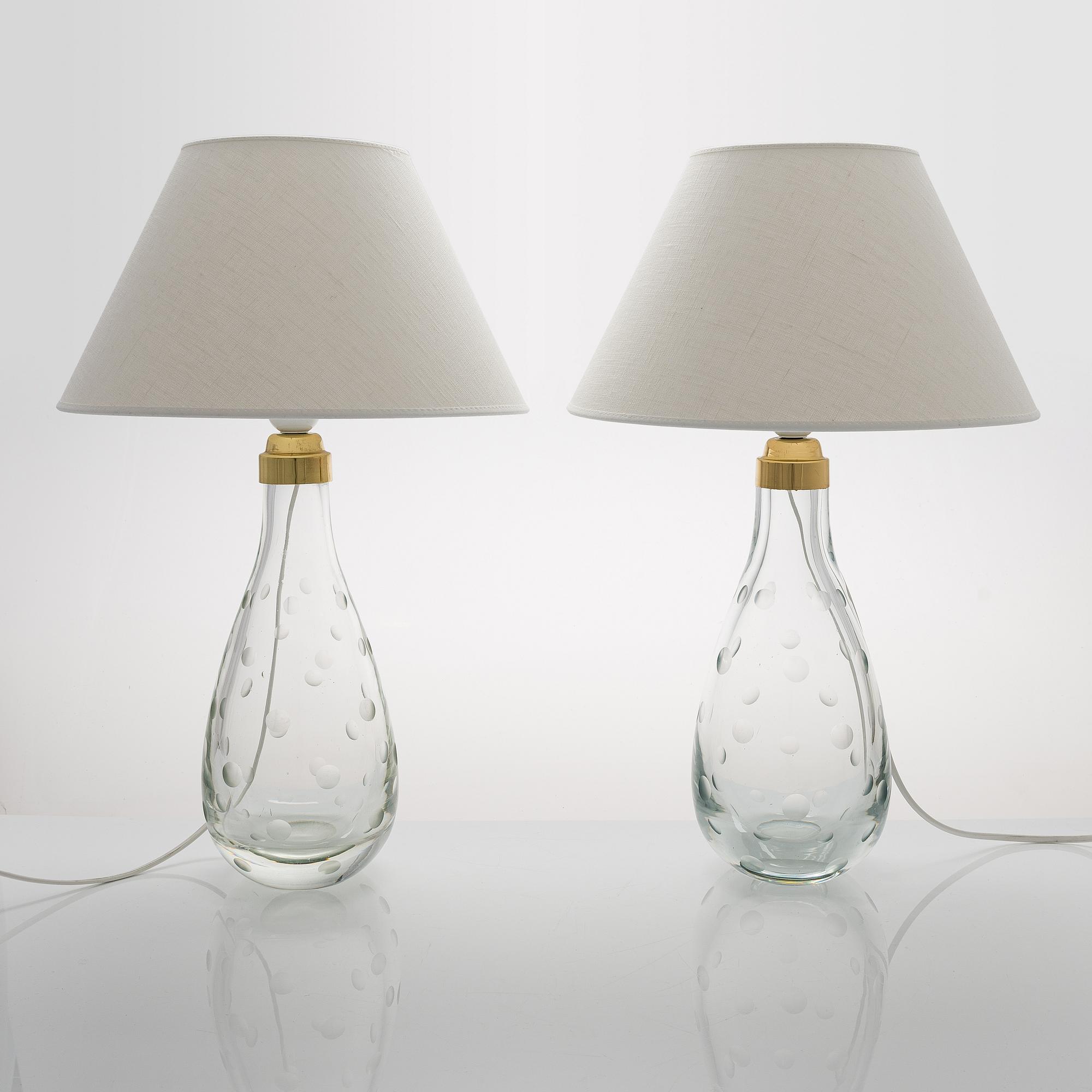 Gunnel Nyman, a pair of 1948 designed table lamps for Nuutajärvi Notsjö/ Idman Finland.