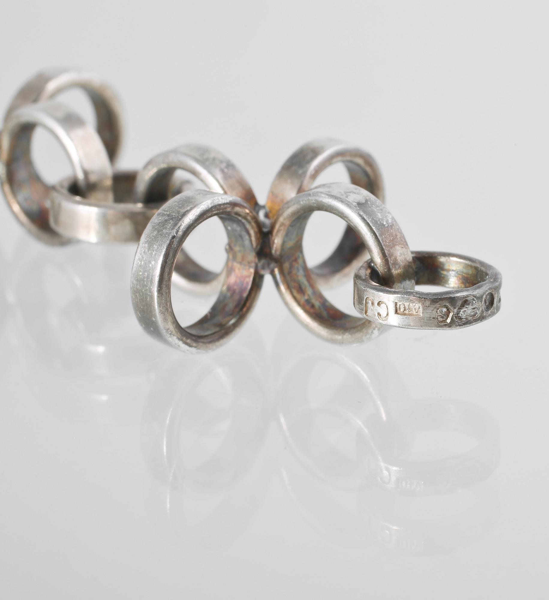 ARMLÄNK, silver, Cecilia Johansson, Göteborg, 1975. Vikt 48,1 gram.
