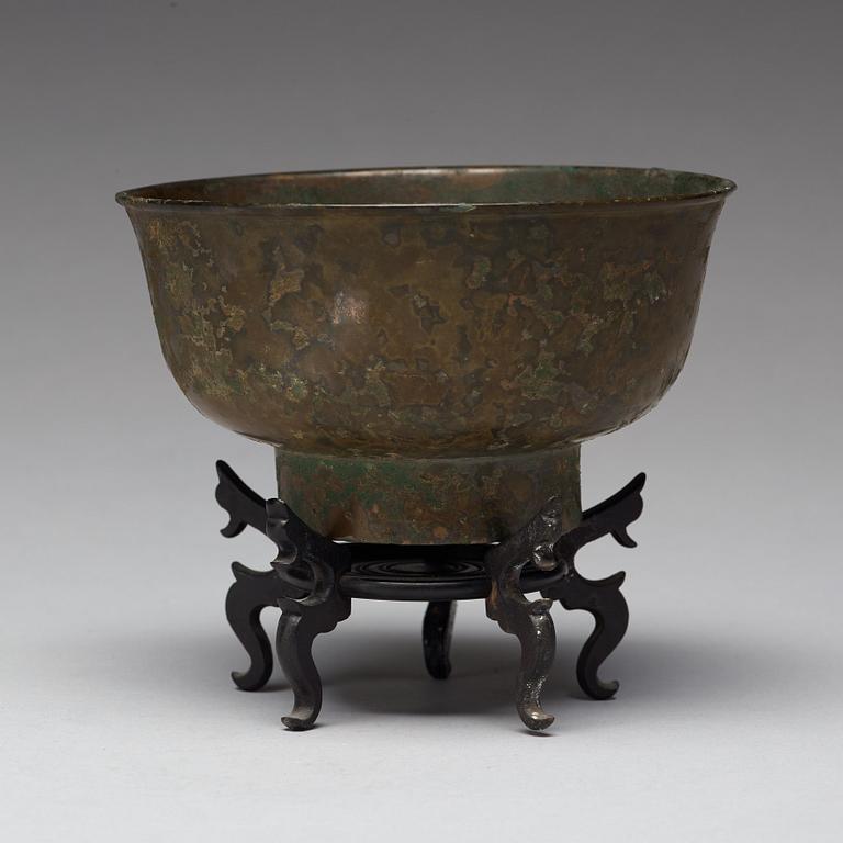 A bronze bowl, Qing dynasty (1644-1912).