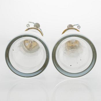 Maire Gullichsen, A pair of 1990s tablelamps for Artek.