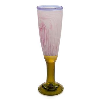 Oiva Toikka, a glass goblet signed Oiva Toikka Nuutajärvi Notsjö.