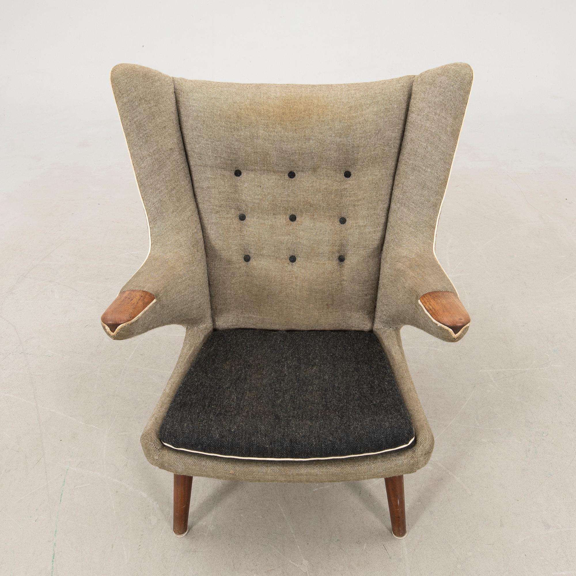 Hans J. Wegner,.