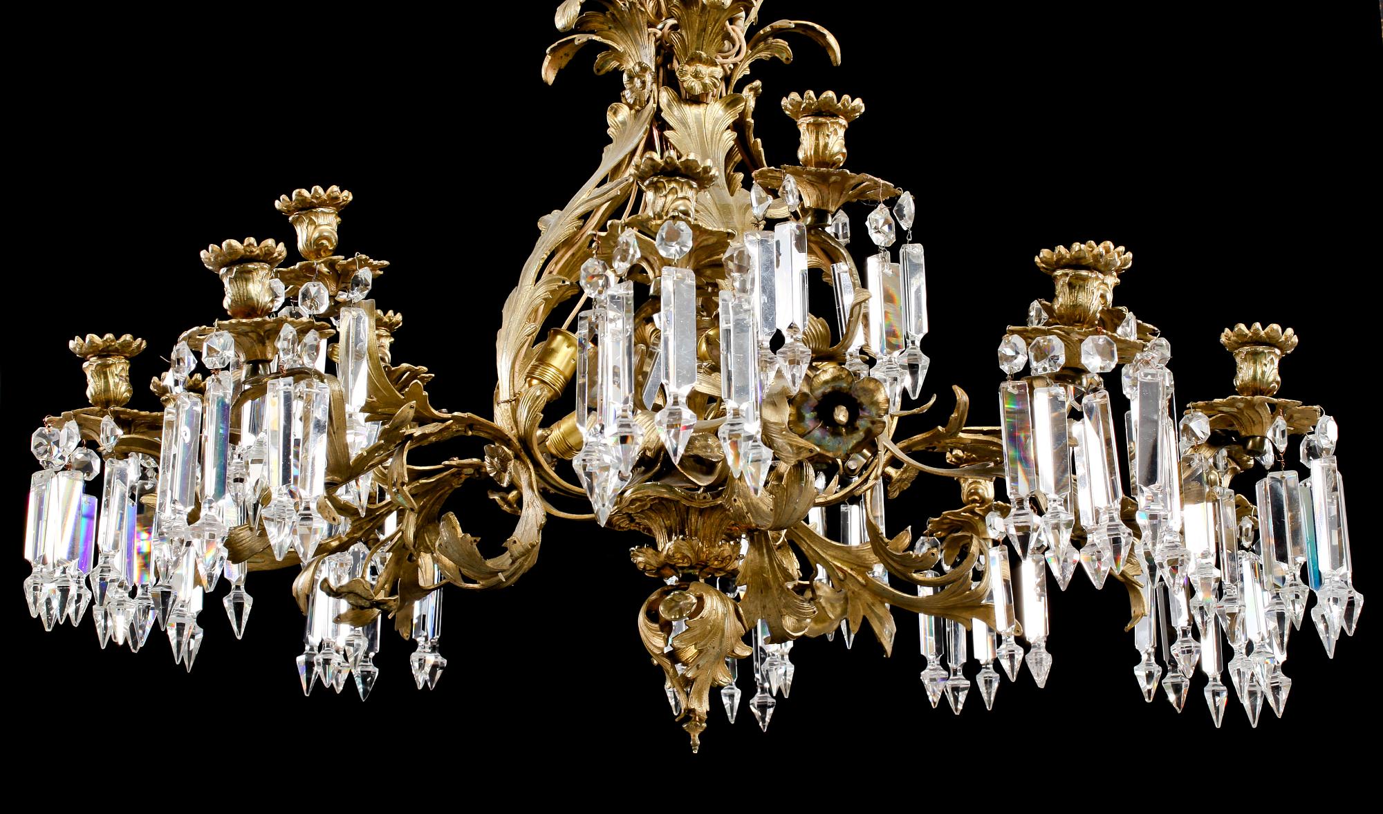 LJUSKRONA, sent 1800-tal. Höjd ca 105 cm.