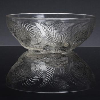 RENE LALIQUE, skål, glas, märkt R. Lalique och otydligt numrerad.