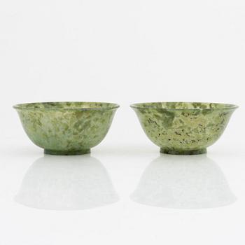 Two moss agate bowl, China, 20th century.