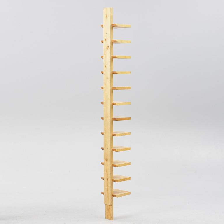John Kandell, Shelf, "Pilaster", Källemo, Värnamo.