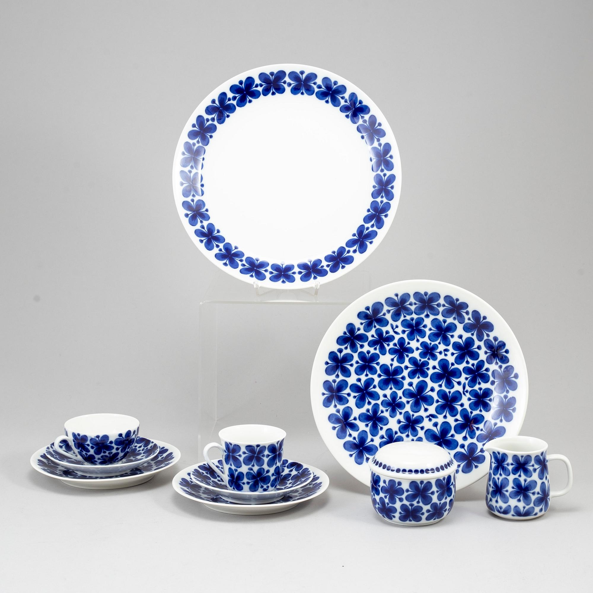 A Marianne Westman 'Mon Amie' part coffee service, Rörstrand (36 pieces).