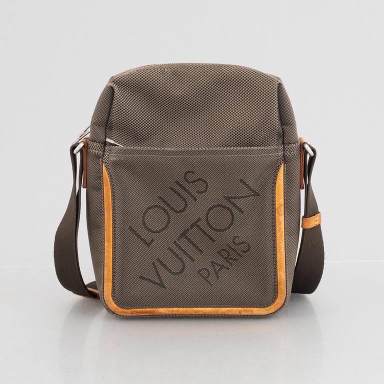 Louis Vuitton, bag "Terra Damier Geant Citadin PM Messenger Bag", 2005.