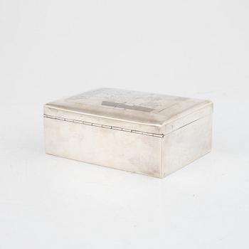 Tobaksskrin, silver, Soumen Kultaseppä Oy, Helsingfors, Finland 1924.