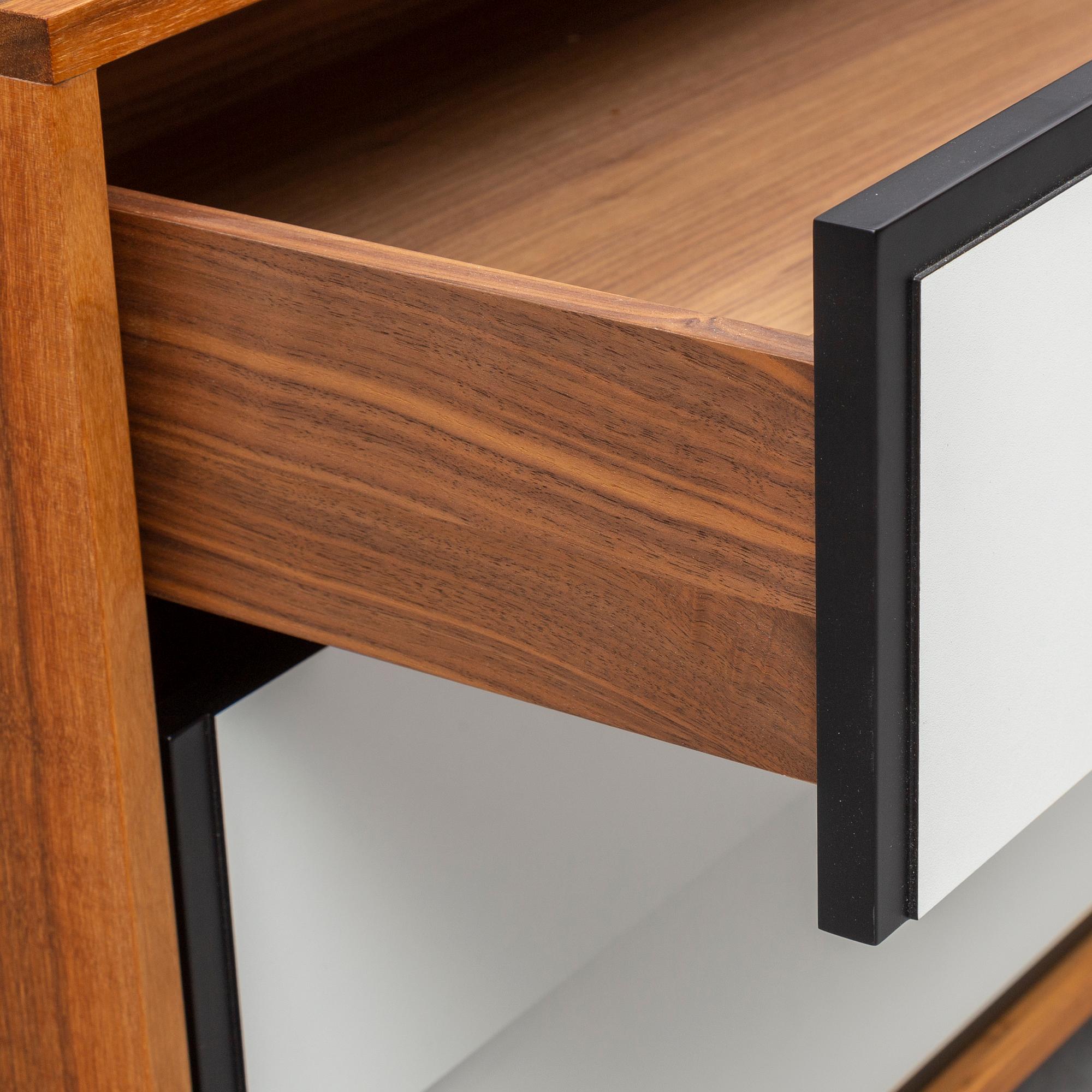 MICHAEL H NIELSEN, skänk/sideboard, "Floow", Bolia.