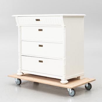 Chest of drawers, circa 1900.