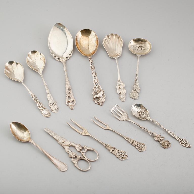 BESTICK, 12 delar, silver, 1900-tal. Vikt ca 206 gram.