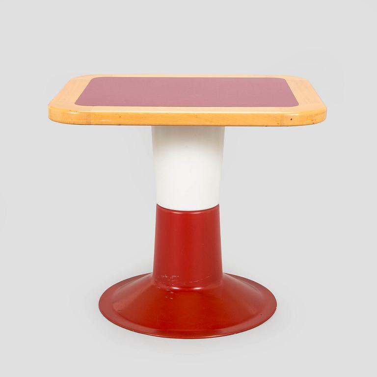 Yrjö Kukkapuro, a late 1970s table 'Saturnus', made to order, Haimi.