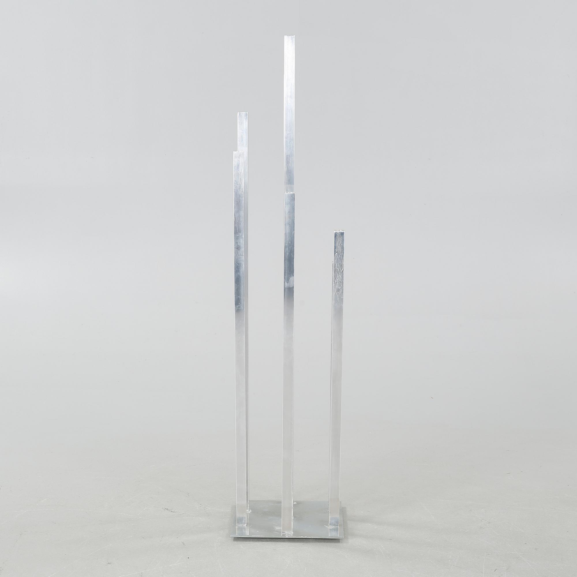 A 21th century floor candelabra from BoConcep.