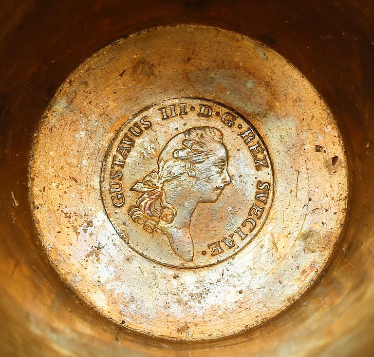 BÄGARE, silver. Sverige, daterad 1784. Vikt ca 294 gram.