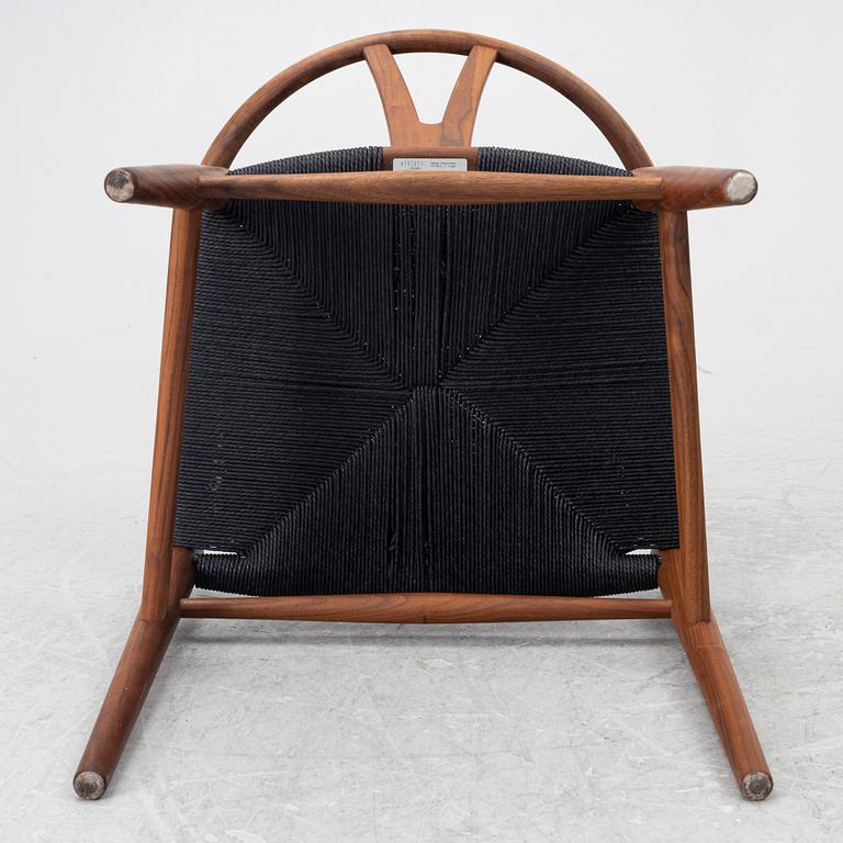 Hans J. Wegner, eight model CH 24 armchairs Carl Hansen & son.