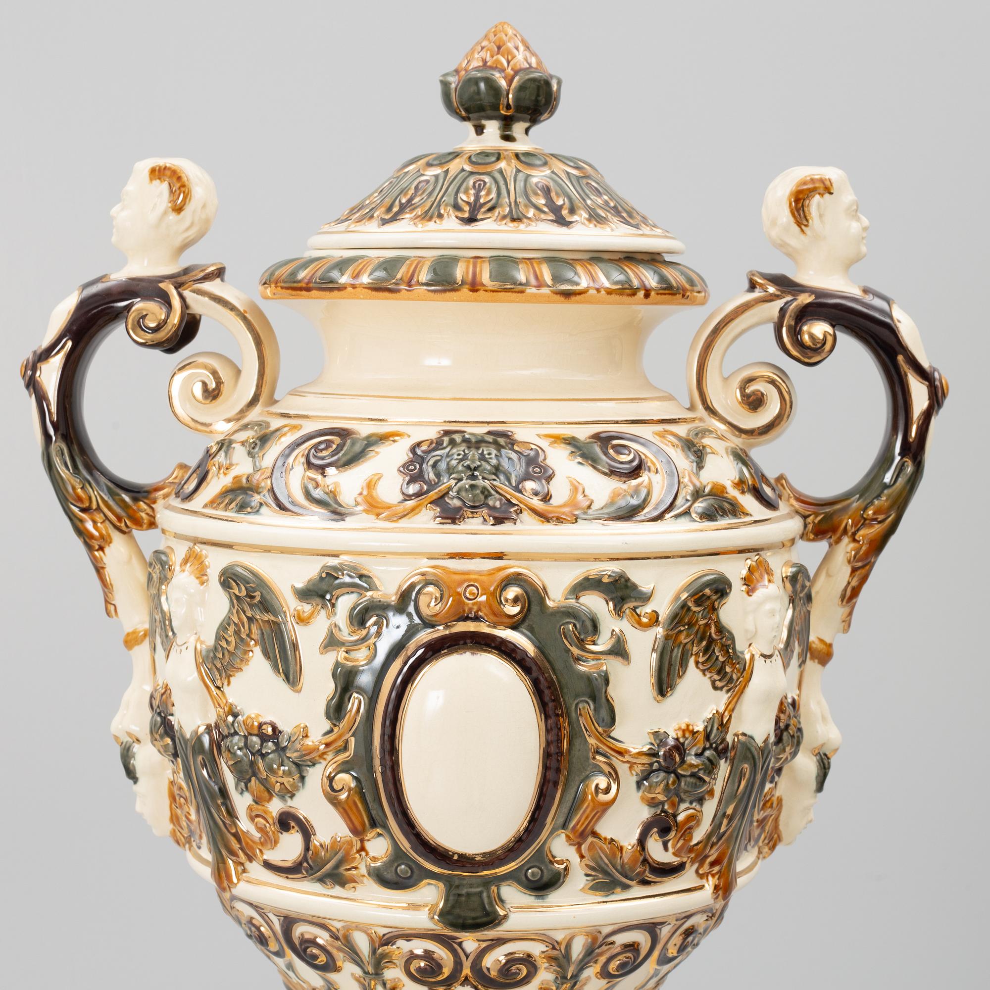 Pedestal with urn, Rörstrand, circa 1900.