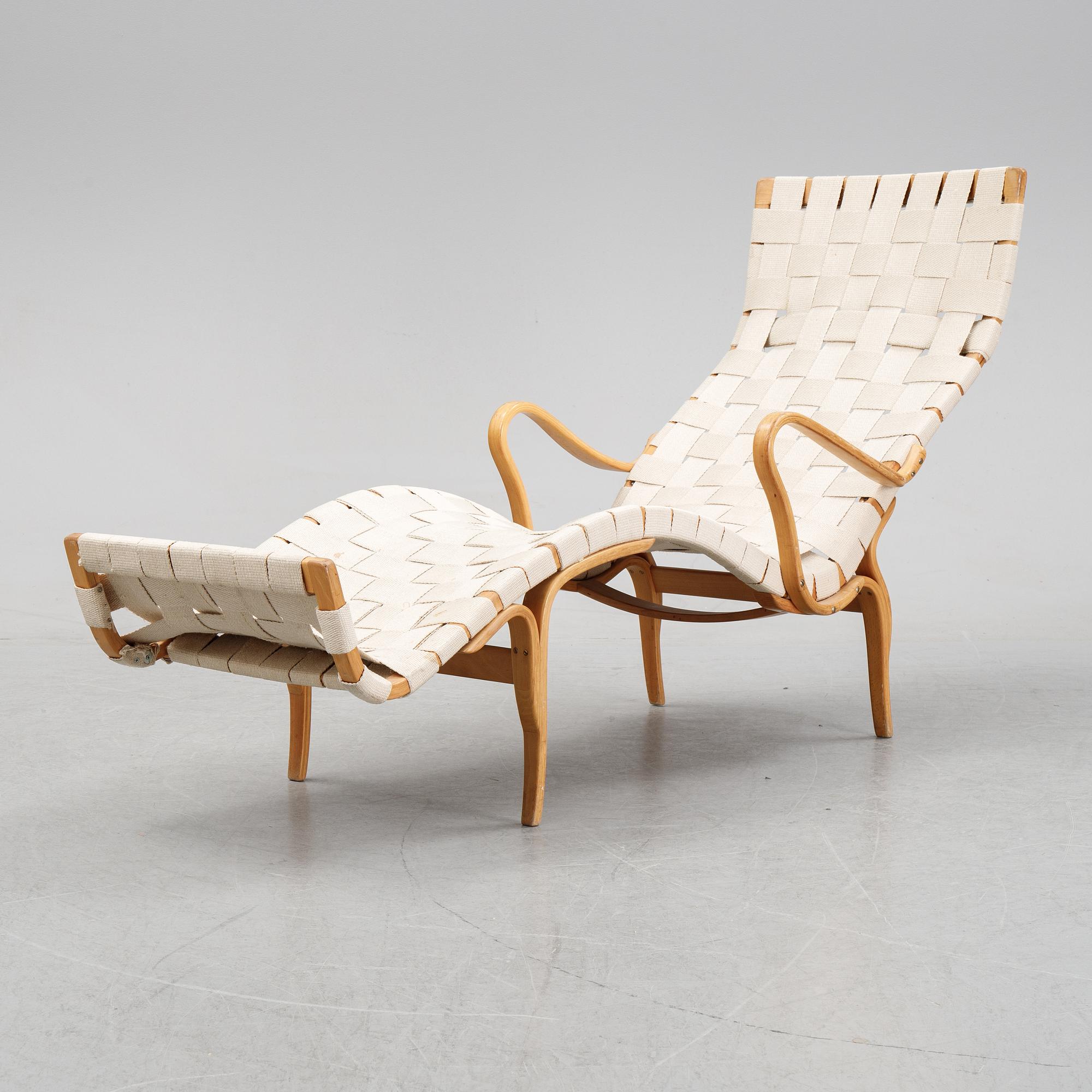 Pernilla lounge chair 2025