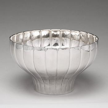 Sigvard Bernadotte, a sterling silver bowl, Sigvard Bernadotte Design, Helsingborg, Sweden 1982.
