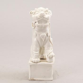 A Chinese blanc de chine joss stick holder, Qing dynasty, Kangxi (1662-1722).
