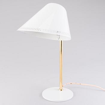 PAAVO TYNELL, A mid 20th century table lamp '9227' for Idman, Finland.