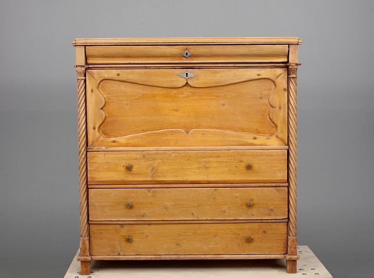 KLAFFBYRÅ, biedermeier, 1800-talets mitt.