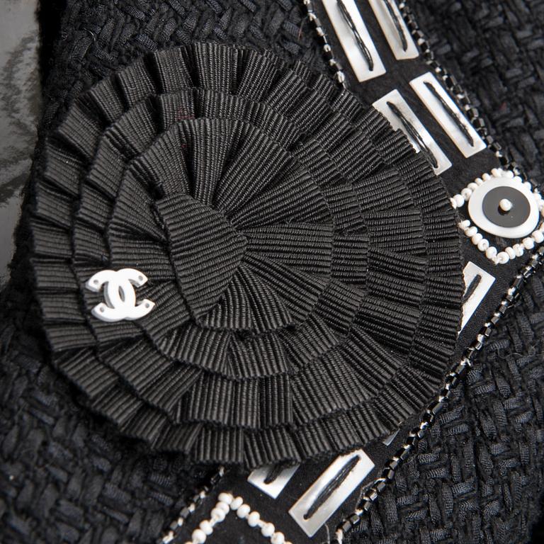 KAVAJ, Chanel.