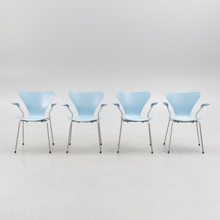 Arne Jacobsen, four "Seven" chairs, Fritz Hansen, Denmark, 1970's.