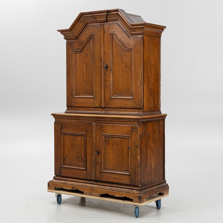 A 18th century cabinet.