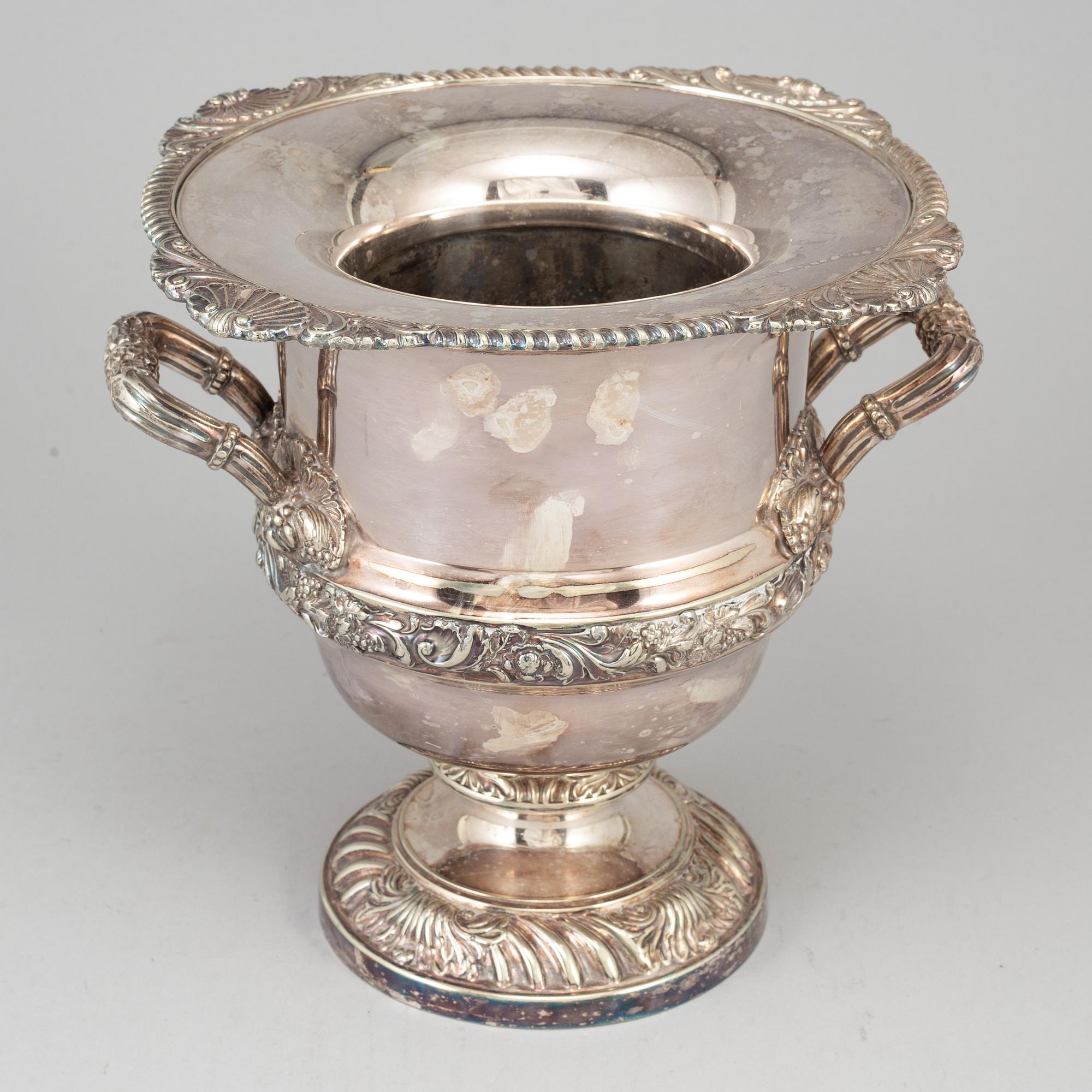 Champagnekylare, pläter EP, England 1900-tal. Louis XVI-stil.