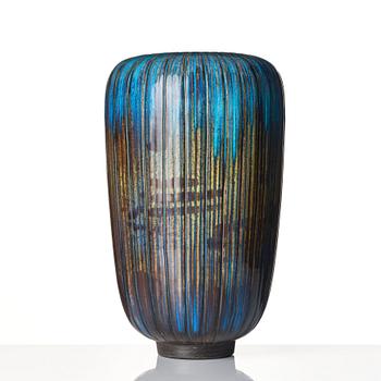 Wilhelm Kåge, a grand "Farsta" stoneware vase, Gustavsberg Studio, Sweden 1950s.