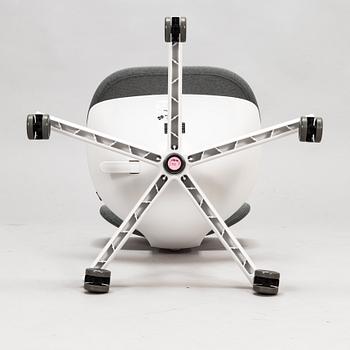 Konstantin Grcic, tuoli / konttorituoli, "Rookie", Vitra.