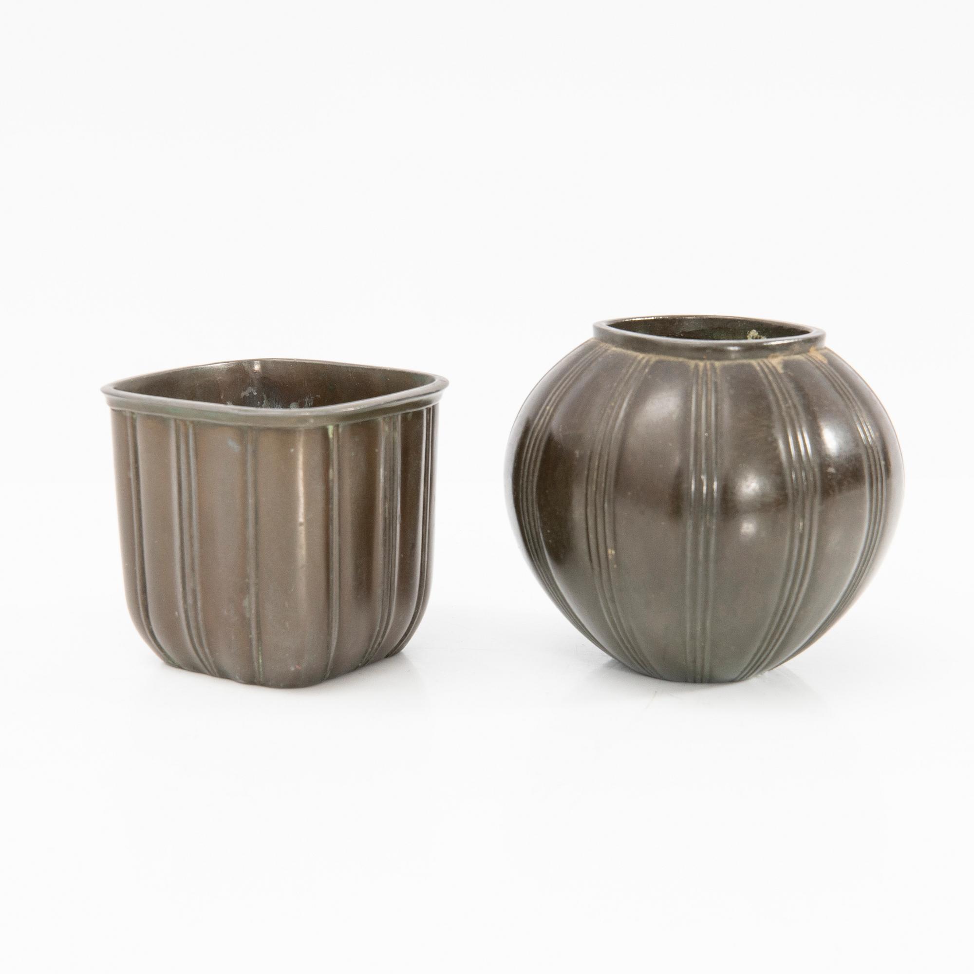 Just Andersen, vaser och bricka, 3 dlr, Danmark, 1900-talets första hälft.