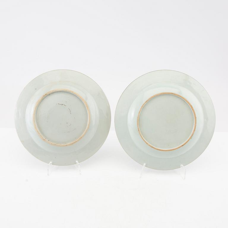 Plates, 5 pcs. China, Qianlong period (1736-95), porcelain.