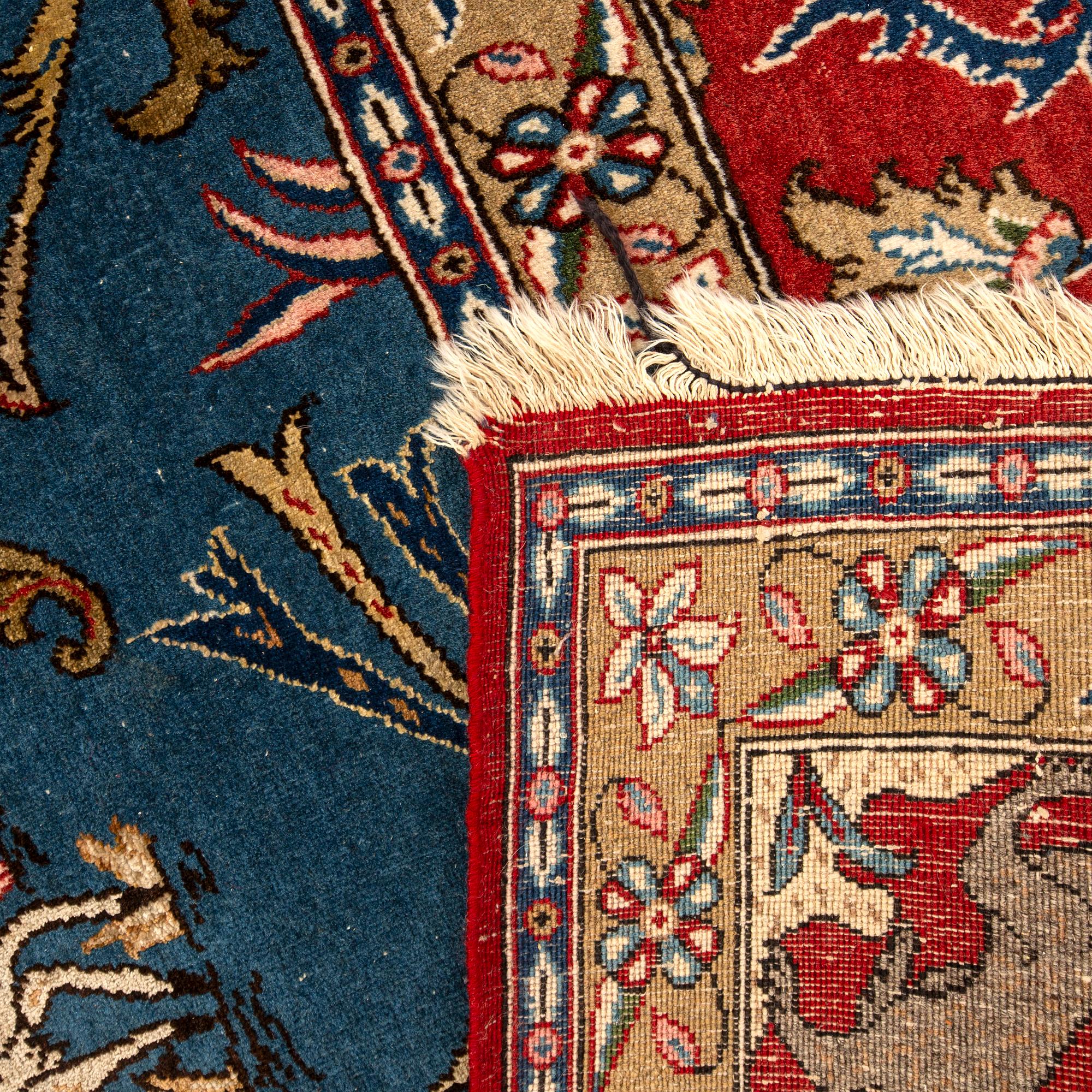 Carpet, Gohm, semi-antique, 238 x 142 cm.