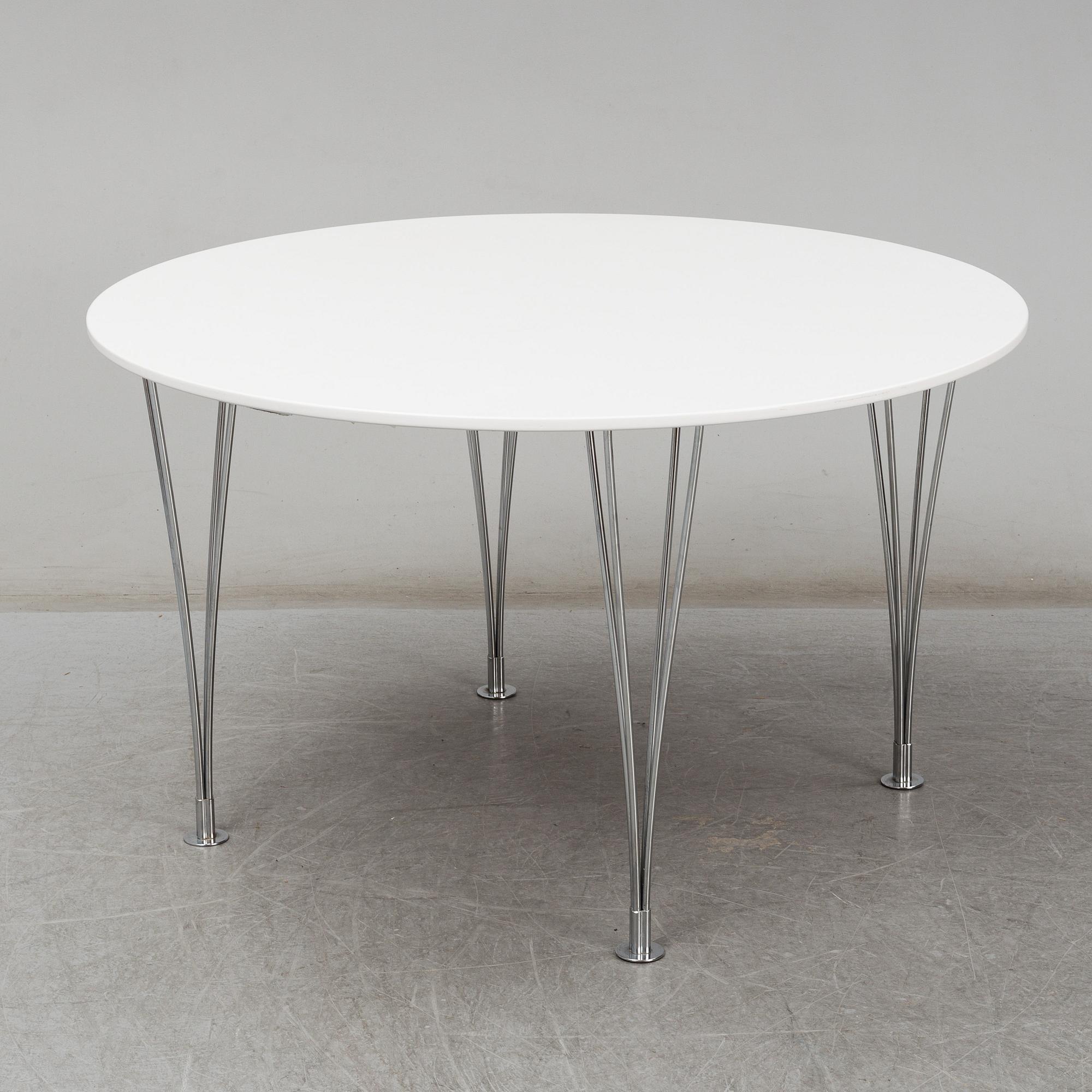 BRUNO MATHSSON & PIET HEIN, table, "Supercirkel", Mathsson International, Värnamo on license from Fritz Hansen, Denmark.